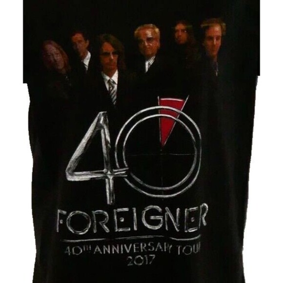 Foreigner Cheap Trick 40th Anniversary 2017 Tour Small T-Shirt - Picture 1 of 12